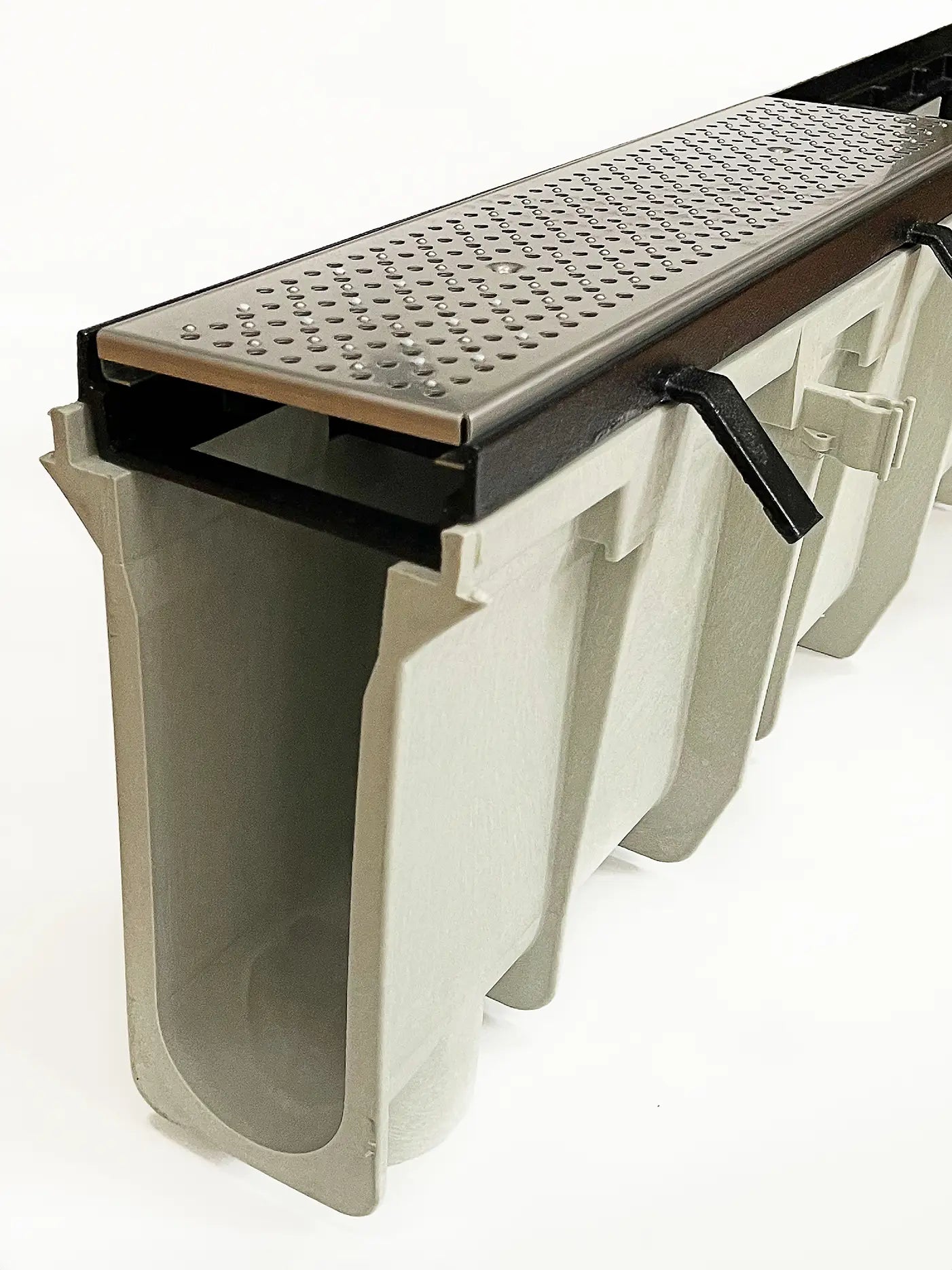 Brewmaster 600 Trench Drain System With Stainless Grate