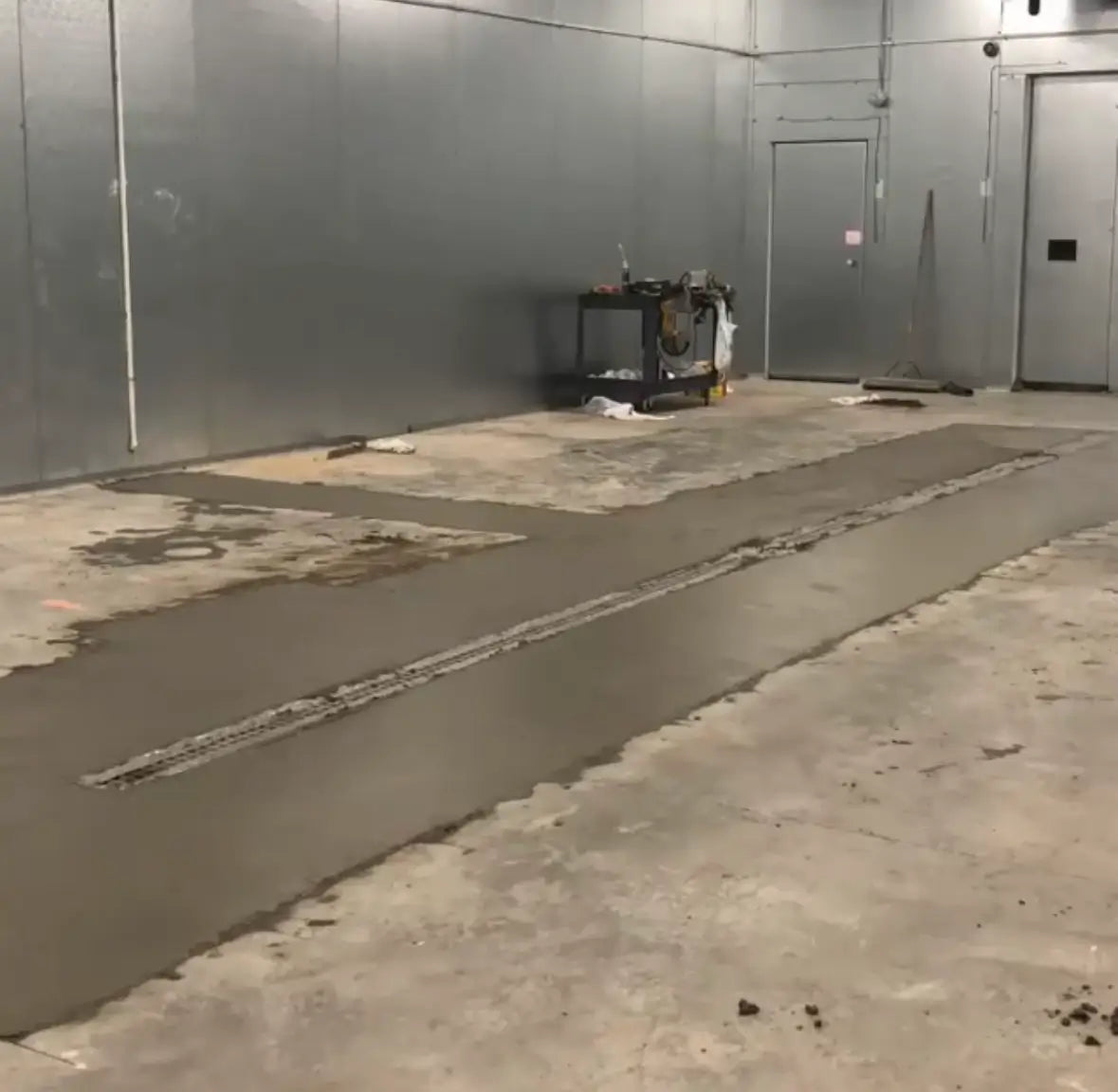 Barn drainage system pre sloped one